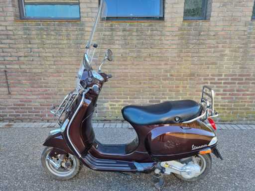 Vespa - C38 - Scooter e scooter