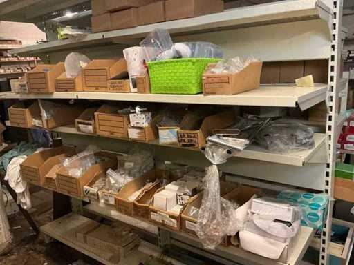 Batch of various Door fittings and bathroom accessories