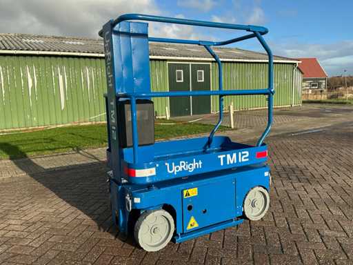 Platformă verticală TM12 pentru lucrări aeriene