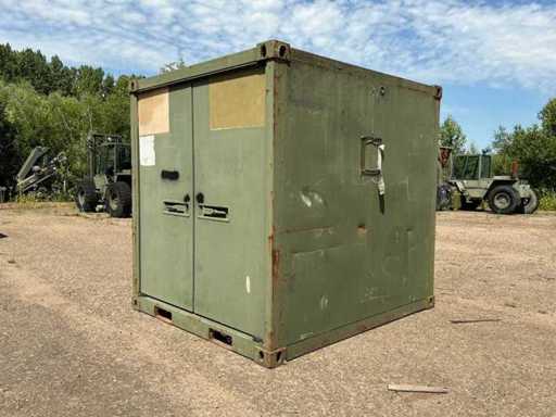 Container al armatei