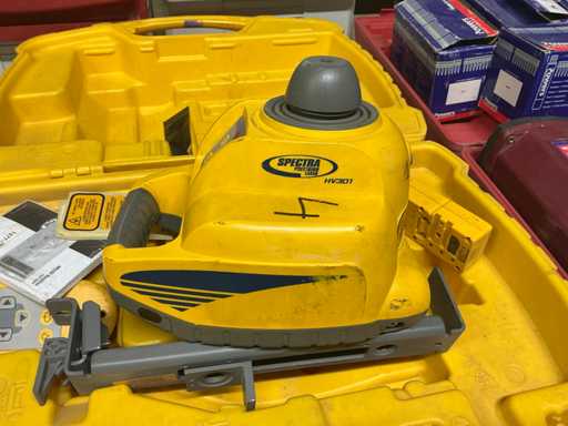 Laser budowlany Spectra HV301
