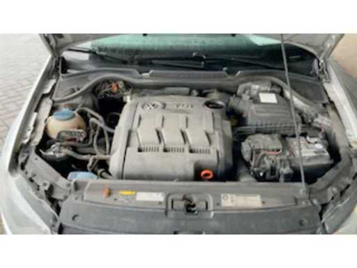 43fff352-3838-427a-8fd5-5aba0185fd96.mp4