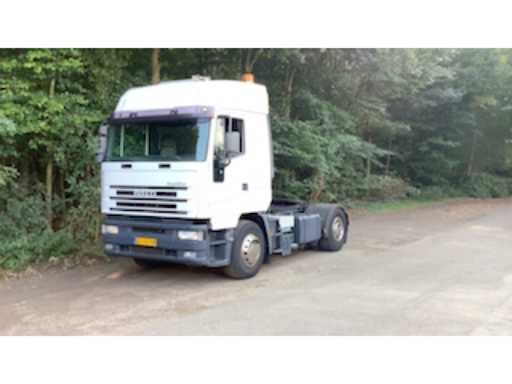 6151cc04-bb45-4046-b870-8370efdba852.mp4