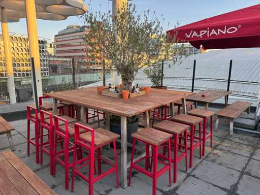 Colibe - Masă de bar cu copac