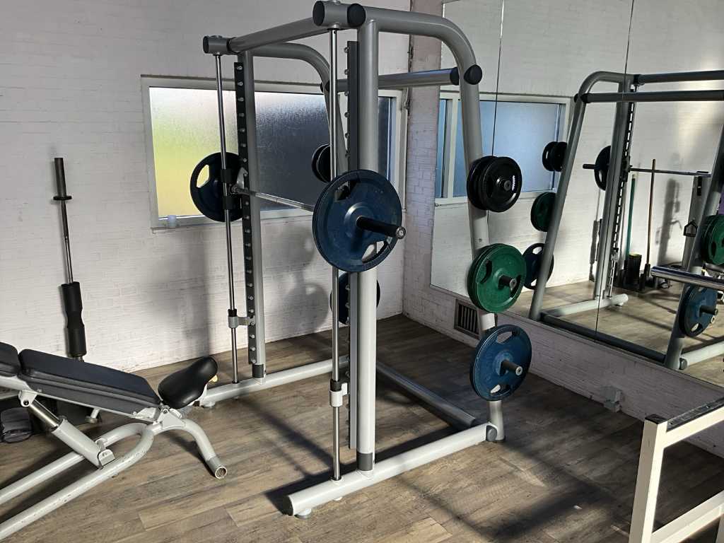 TechnoGym Kraftstation