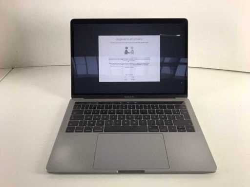 Apple MacBook Pro 13.3", Core(TM) i7 7th Gen, 16 GB RAM, 500 GB NVMe Laptop