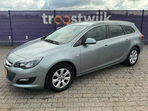2015 - Opel - Astra Sports Tourer - 1.6 CDTi Blitz - Car