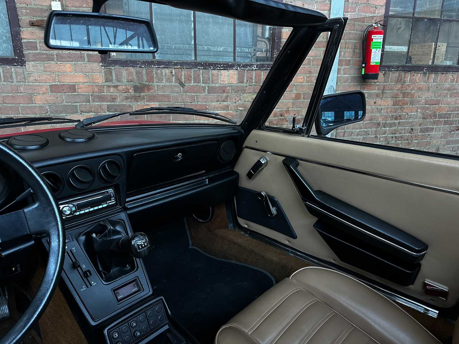 Alfa Romeo Spider 2.0 118pk 1987, NS-842-F