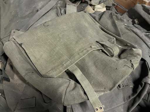 Lot de diverse gen?i militare de pânz?