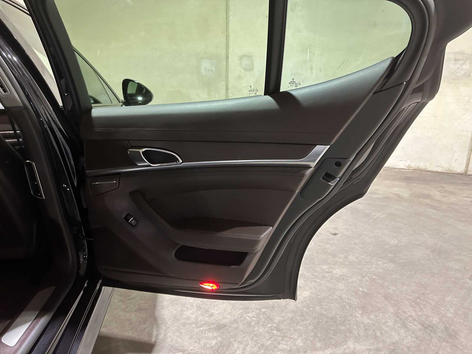 Porsche Panamera 3.6 V6 4WD 300pk 2012, G-397-TZ