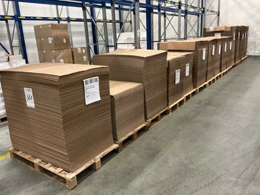 Batch of cardboard sheets