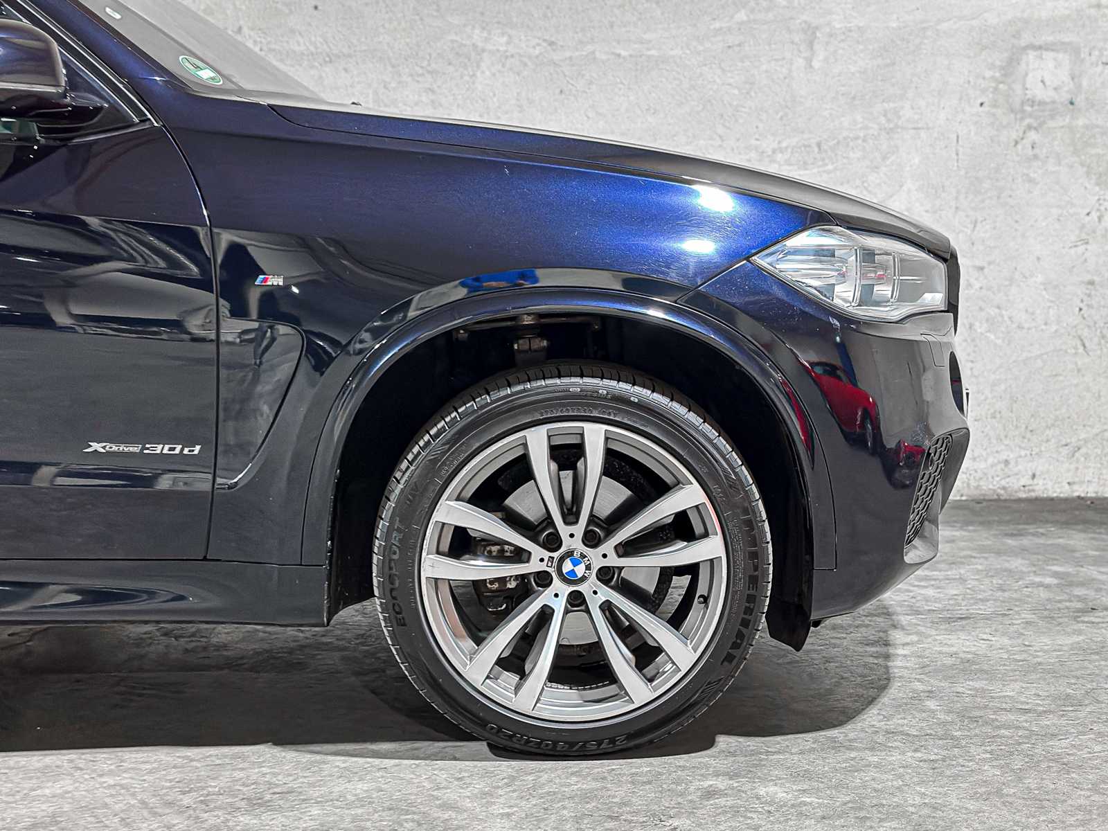 BMW X5 xDrive30d High Executive M-Sport 258hp 2014, 8-THZ-86