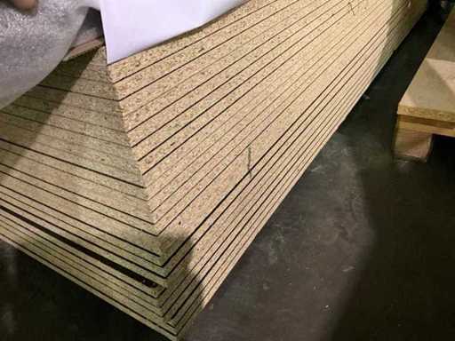 Duża partia materiału blachy drewnianej