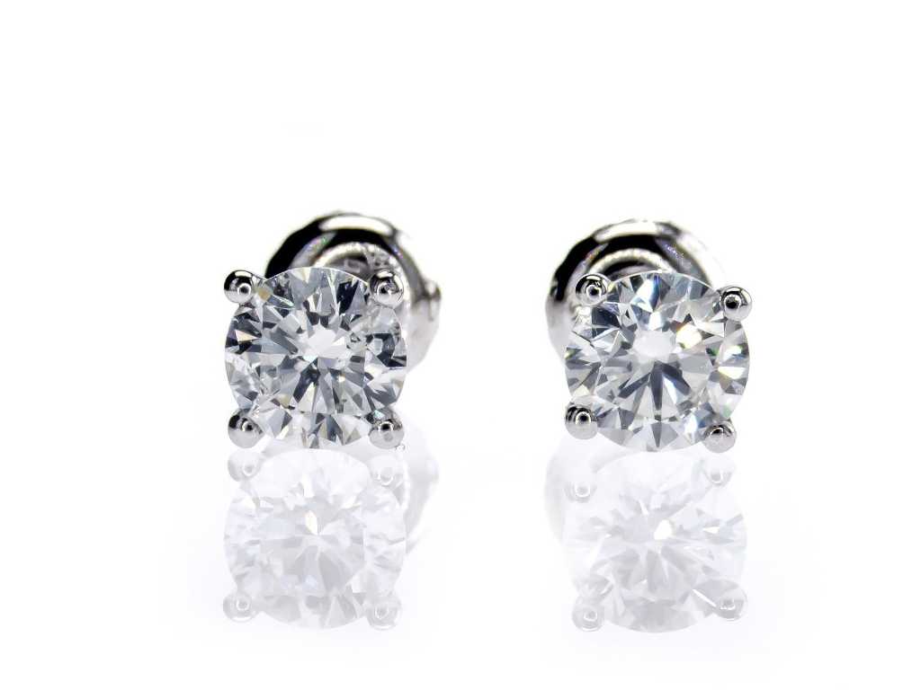 Luxury Solitaire Earrings Natural Diamond 1.04 carat