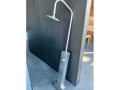 AQA Buiten Regendouche