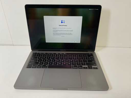 Apple MacBook Pro 13.3", Core(TM) i7 10a generazione, 16 GB di RAM, 512 GB di computer portatile NVMe