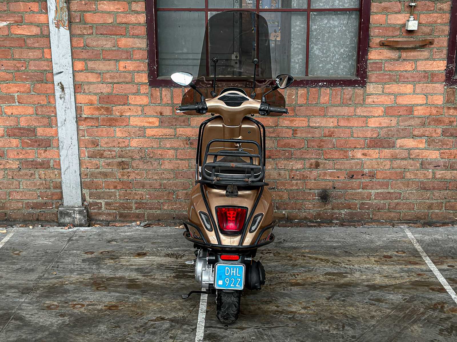 Vespa Sprint 4T Snorscooter (CUSTOM), DHL-92-Z