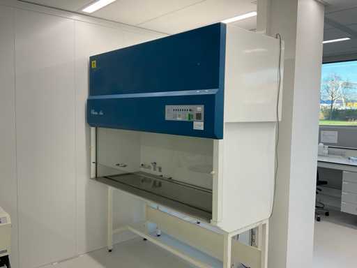 Clean Air CA/REV 6 Biological Safety Cabinet