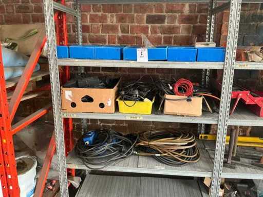 Batch of cables and other electricity