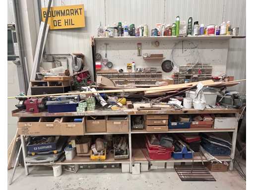 Établi avec contenu