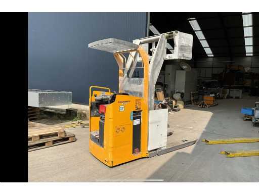 Jungheinrich ESC328 Reach 2018