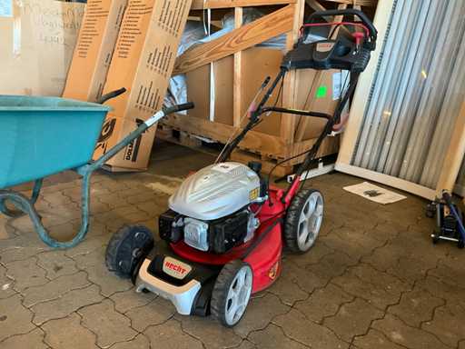 Ma?ini de tuns iarba Hecht 548 SW