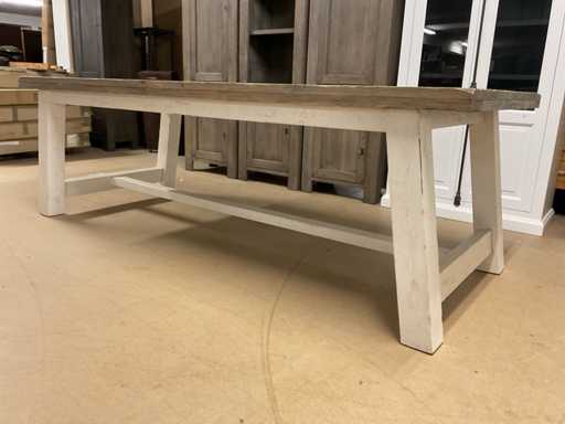 Tavolo da pranzo Erimo