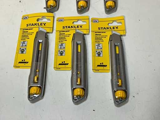 Nóż Stanley Interlock 18 mm (10x)