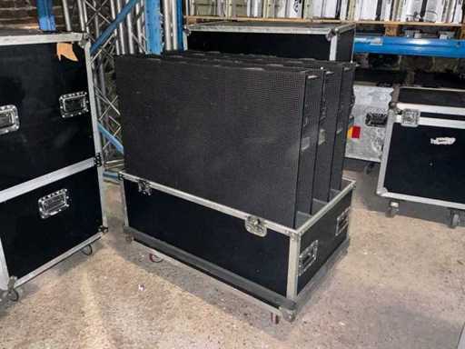 NOVASTAR P6 NOVASTAR P6 OUTDOOR 4-Panel LED Panel