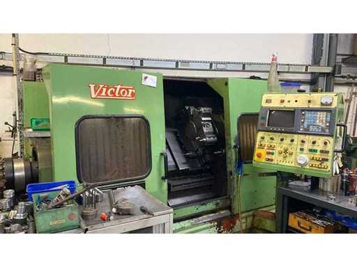 VICTOR - TNS-3 - Tour CNC horizontal 2 axes avec tourelle indexée et commande Fanuc - 1989