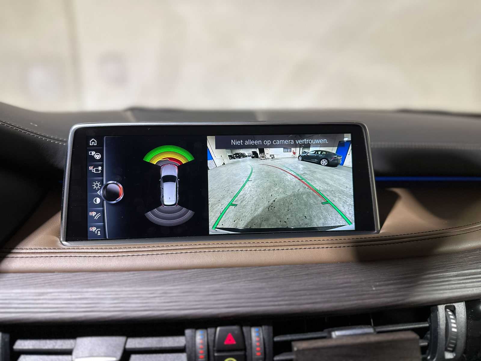 BMW xDrive40e iPerformance High Executive -individual- F15 313pk 2016, R-711-DS