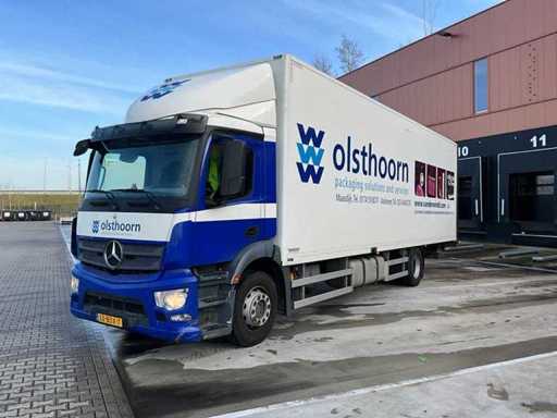 2014 Mercedes-Benz ANTOS Box truck