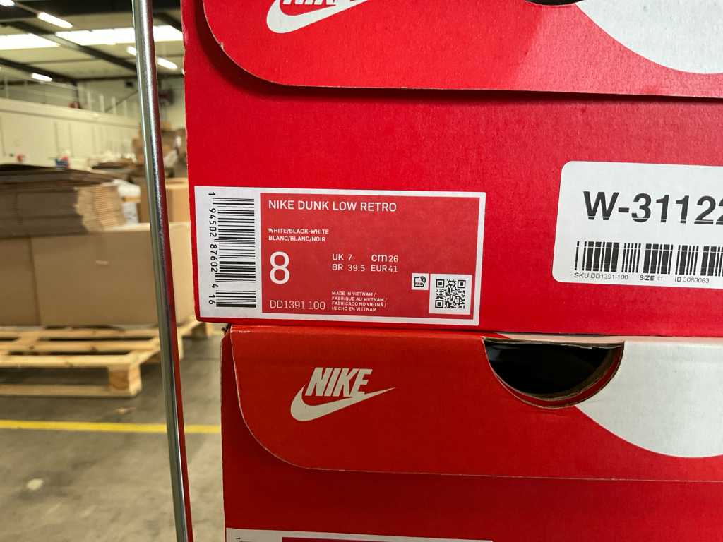 Nike store 94502 hotsell