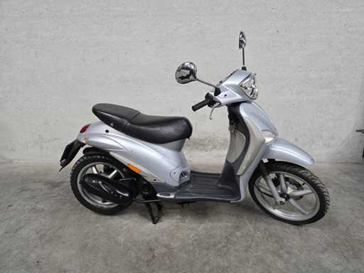 Piaggio - Bromscooter - Liberty - 4T 45km uitvoering 57dgd1