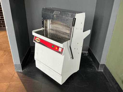 GMG - BS - C16 - Feliator de pâine