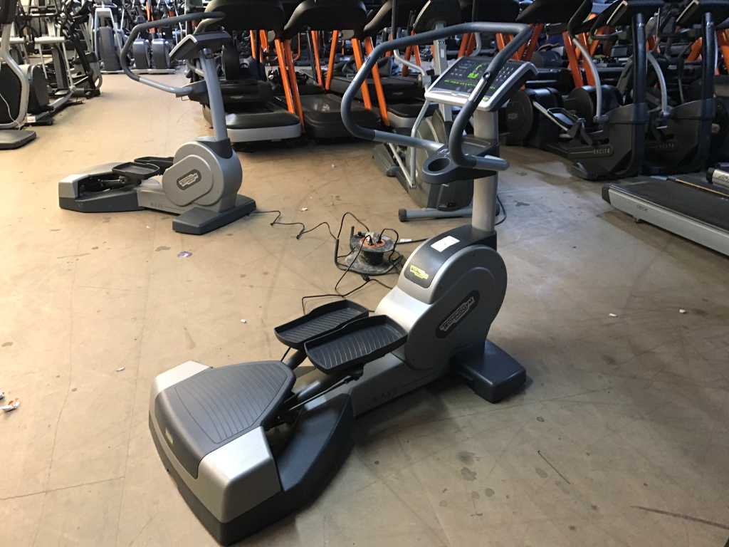 Technogym cardio wave cheap 700i