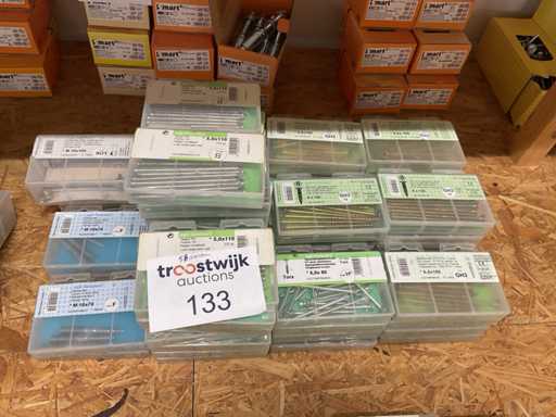 58 dozen bevestigingsmaterialen