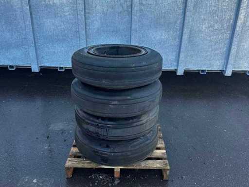 Michelin – Landwirtschaftsreifen Air 26x6.6 mit 6-Loch Felge (4x)