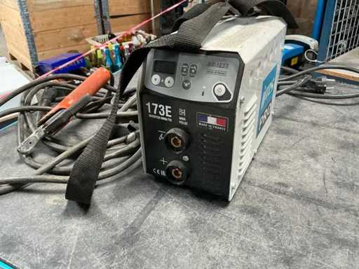Electrode welding machine