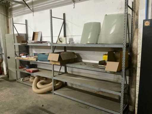 Legbordstelling met inhoud