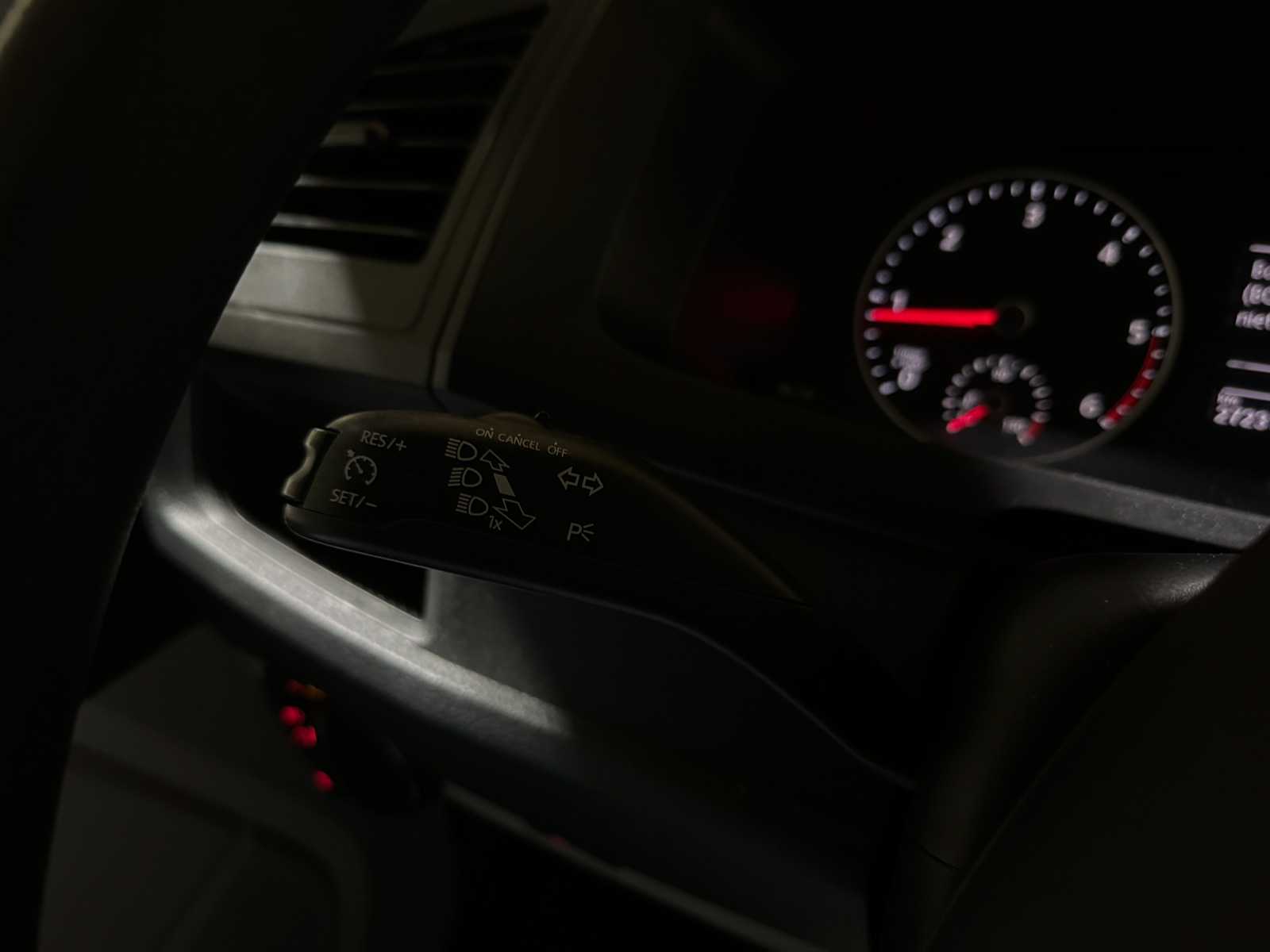 Volkswagen Transporter 2.0 TDI 148pk 2019 Bedrijfswagen, V-57-NBF