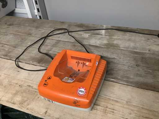 Încărcător de baterii stihl Al300