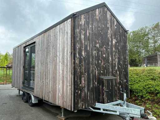 Tiny house