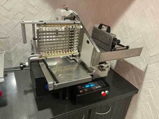 2021 Berkel SE300 Professional Meat Charcuterie Slicer