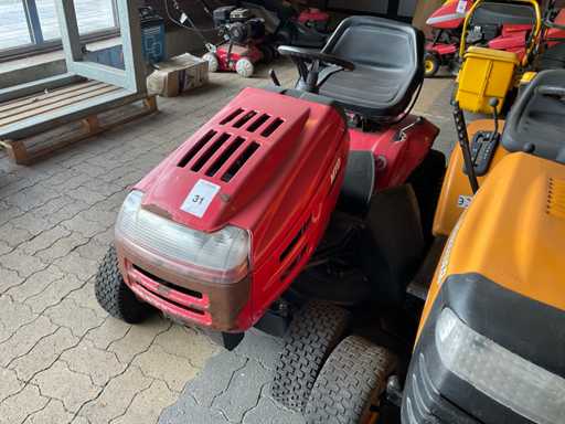 MTD B 130 Ma?ini de tuns iarba cu c?lare