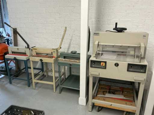 Papiersnijmachine (4x)