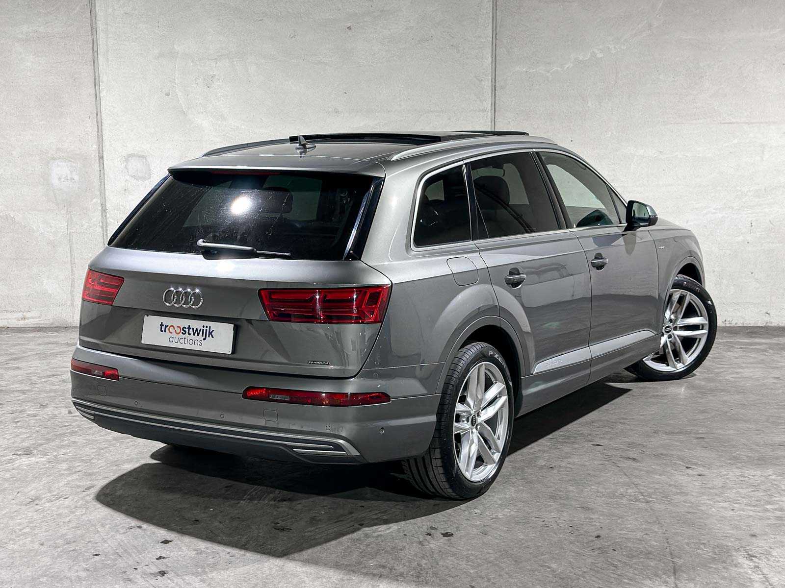 Audi Q7 3.0 TDI V6 e-tron Quattro Sport S-Line 258pk 2016 (Origineel-NL & 1e Eigenaar) Plug-In Hybrid, NB-194-Z (BTW AUTO)