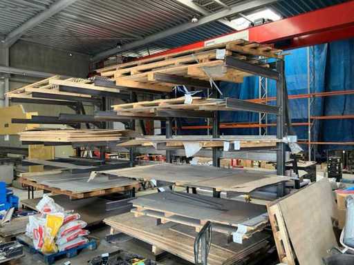 Spawany regał wspornikowy