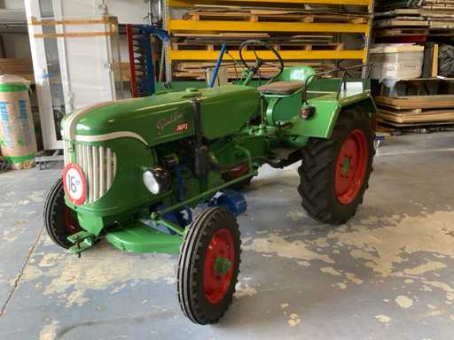 1958 Guldner AZK Tweewielaangedreven landbouwtractor