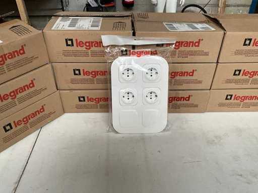 Legrand 4-voudig wandcontactdoos Type F 2P+E wit ABS materiaal voor binnen (24x)